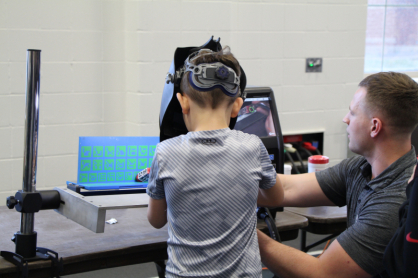 Kids using virtual reality tool.